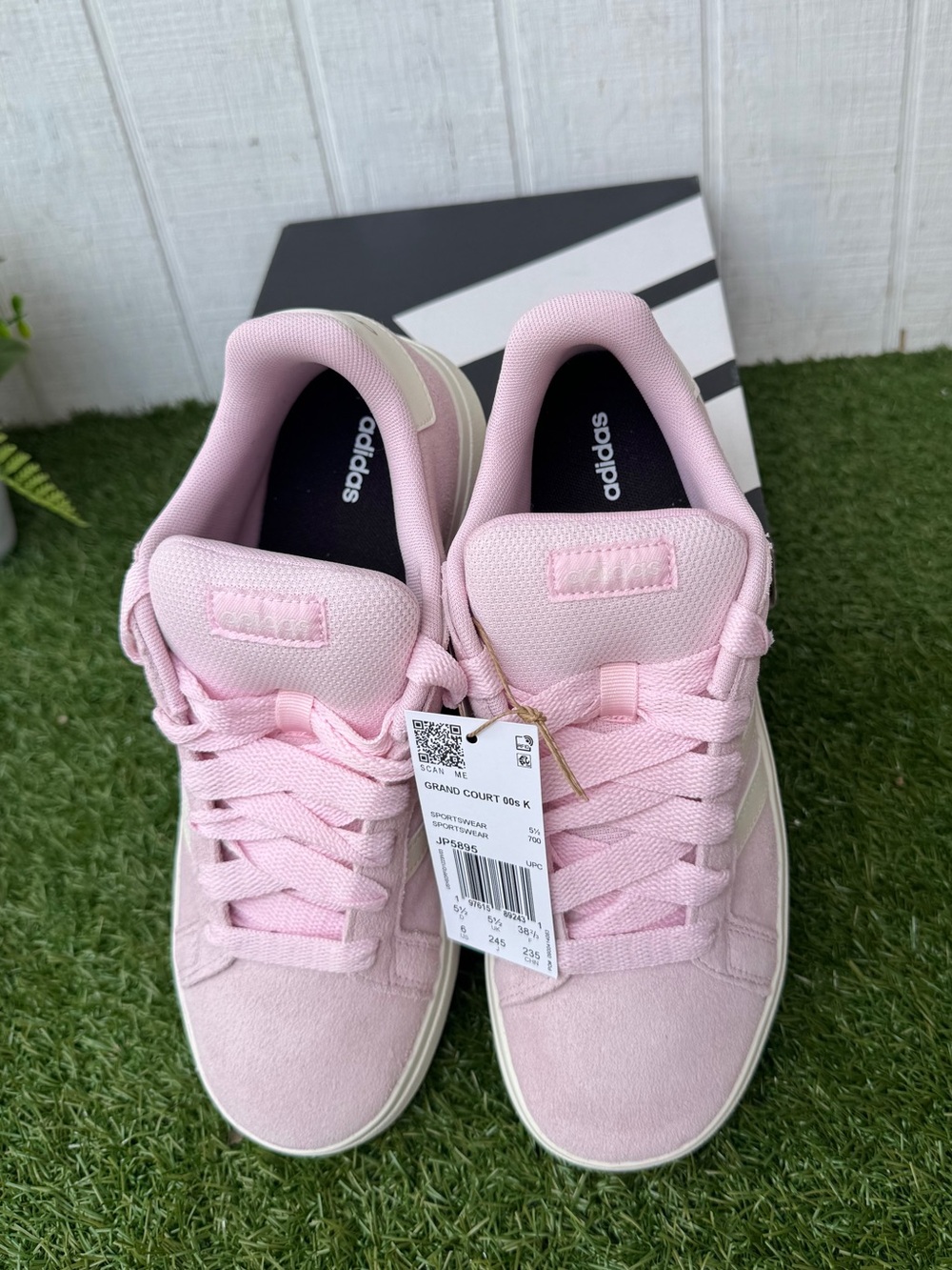 Adidas grand court 00’s Women’s Pink Suede Skate Sneakers size 7.5 youth 6 - Picture 6 of 10